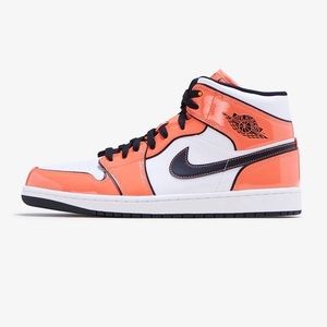 Jordan Air 1 Mid SE Shoes